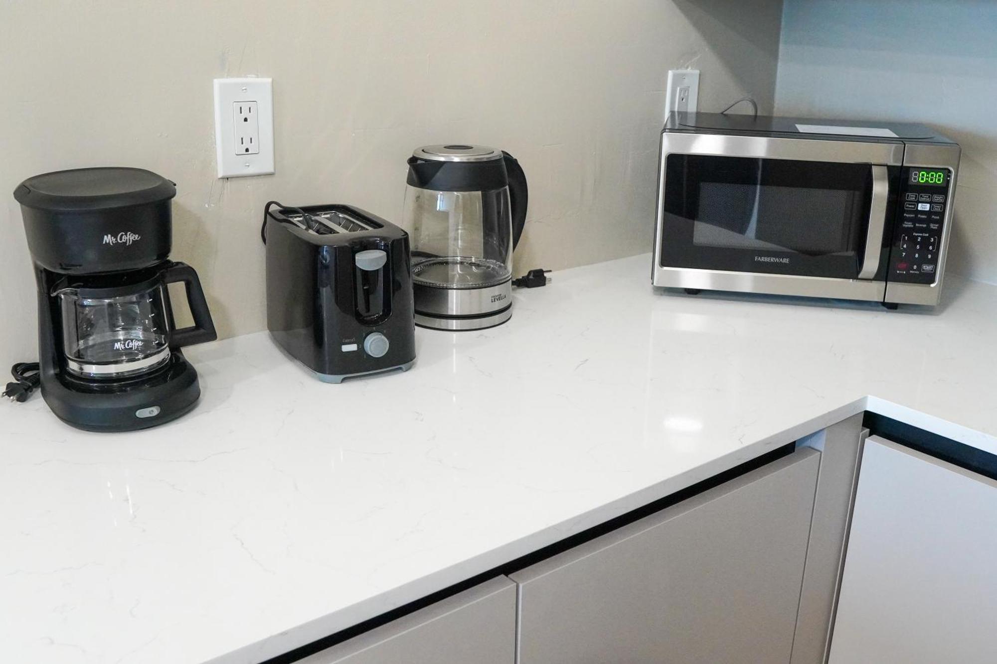 Apartment Shine 4 *