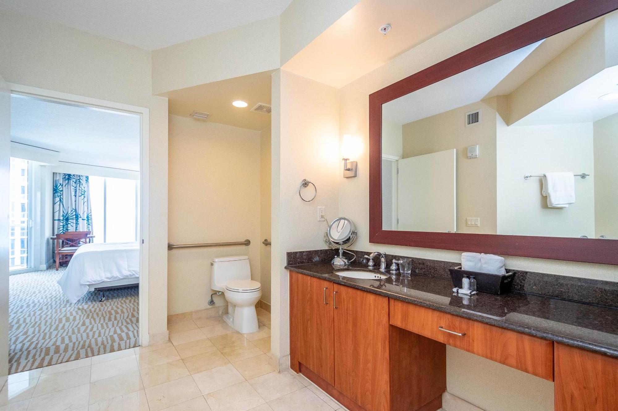 Apartment Luxury Trump International Ocean View 1600sf 2 Bd Miami Beach