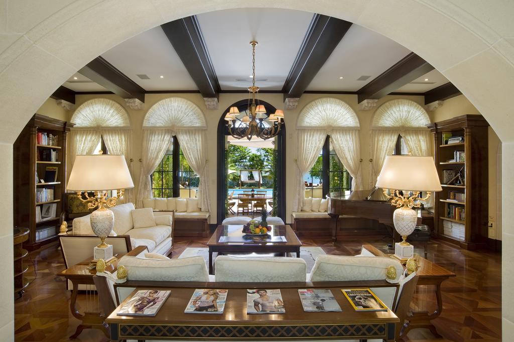 Villazzo Contenta Miami Miami Beach