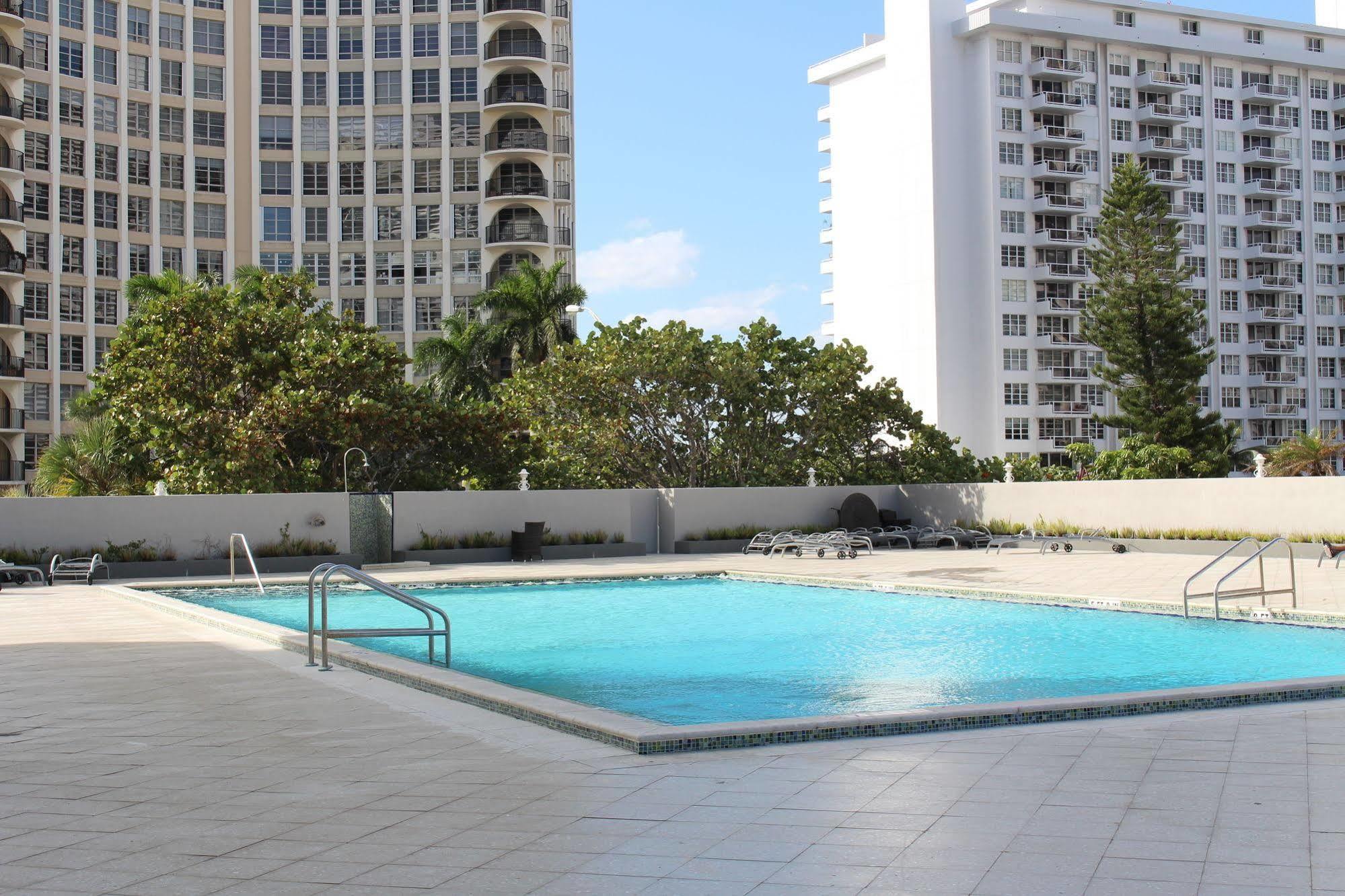 Aparthotel Pavilion 3*