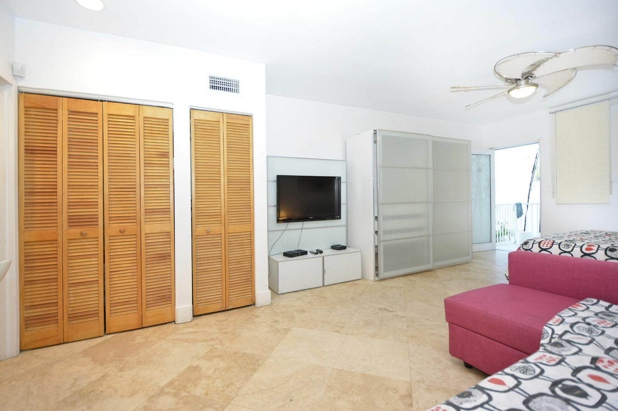 Apartment Art Deco Ocean Walk *