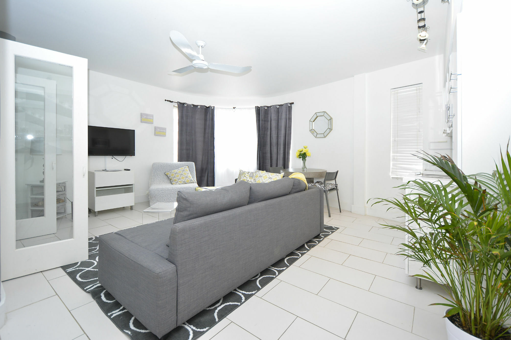 Apartment Art Deco Ocean Walk Miami Beach