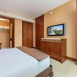 Beachfront Condo At The Ritz-Carlton -310N11