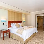 Trump Intl 2 Bedroom Apartment 1600 Sf Ocean And Bay View With Terrace