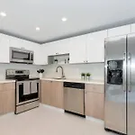 Special Beautiful Modern Beach Condo