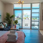 Suite With Rooftop-Pool And Bar On Ocean Dr