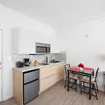 Lovely Condo In Miami Beach