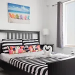 Lovely Condo In Miami Beach