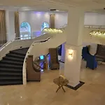 Luxury Beachfront 3 Bedroom Miami Beach Condo,