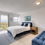 1505- Downtown Miami Bay View Retreat With 1Br & 1Ba