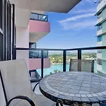 Cozy Beachfront 2 Bdr Miami Beach Condo 1516