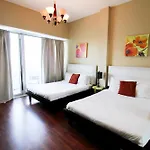 Castle Ph15 Spacious Penthouse With Balcony, Beach Access, Pool, Tennis, Free Parking
