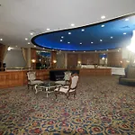 Castle Ph15 Spacious Penthouse With Balcony, Beach Access, Pool, Tennis, Free Parking