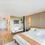 Sunset Bay Studio North Bay Village Getaway