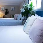 Hotel Harrison