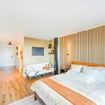 Sunset Bay Studio North Bay Village Getaway
