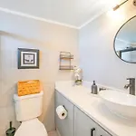 Sunset Bay Studio North Bay Village Getaway