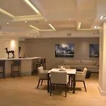 Riviera Luxury Living At The Decoplage