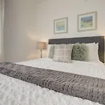 Del Rio Condo