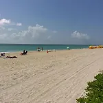 Miami Beach Suncoast Apartment IV