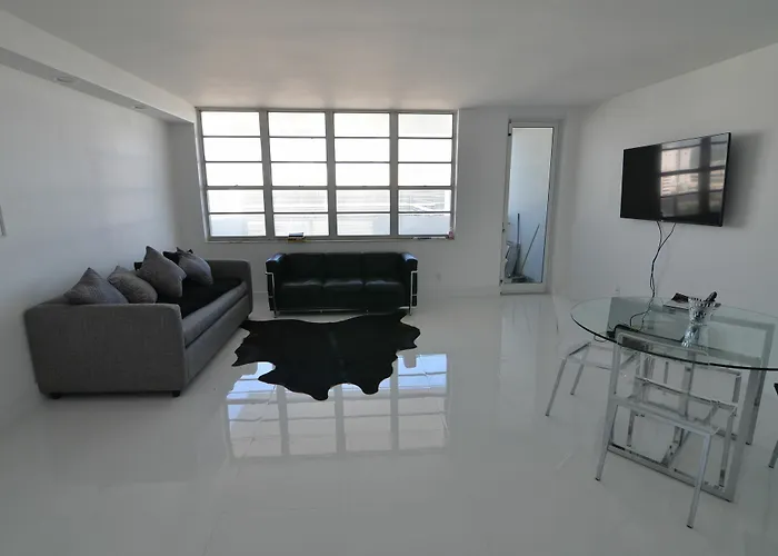 Riviera Luxury Living At The Decoplage
