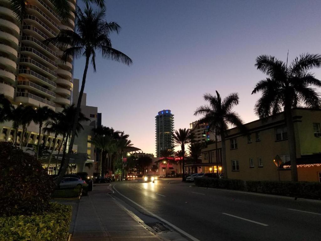 Suncoast Iv Apartment