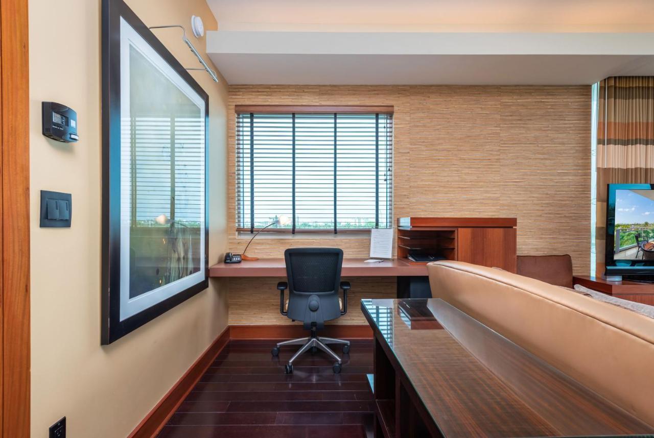 Beachfront At The Ritz-carlton -310n11 Apartment