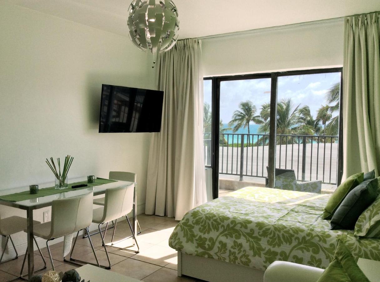 Suncoast I - Balcony Front Beach Apartment Miami Beach