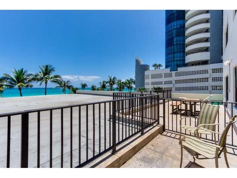 Apartment Suncoast I - Balcony Front Beach *