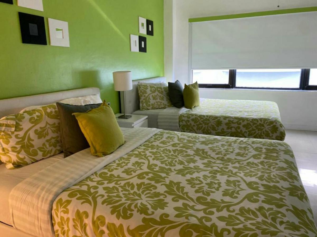 Suncoast Iv Apartment