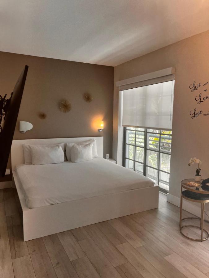 Suites At The On Ocean Drive Miami Beach