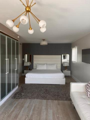 Suites At The On Ocean Drive Hotel Miami Beach