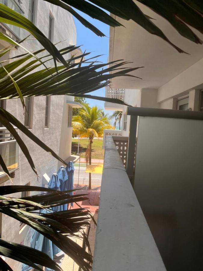 Hotel Suites At The On Ocean Drive 3*
