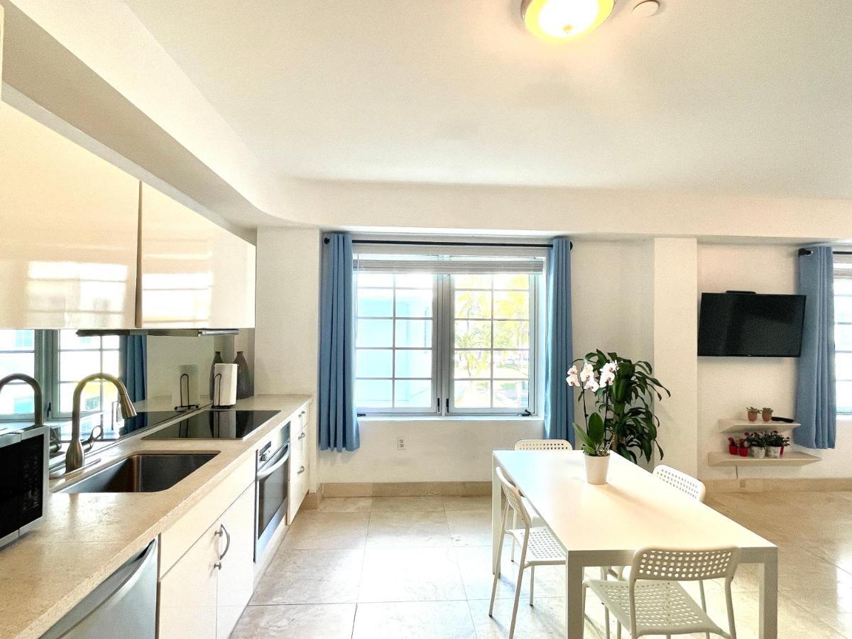 Beachfront In Carlyle On Ocean Drive Apartment