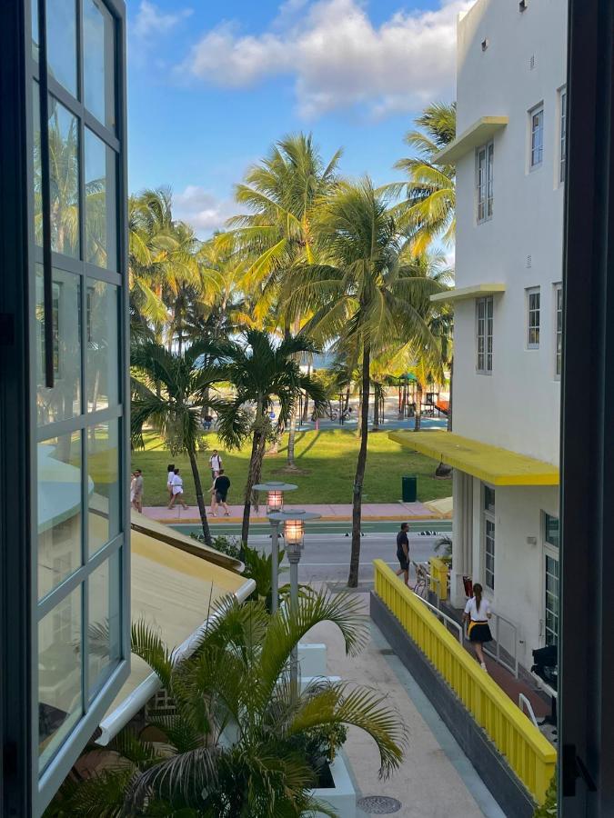 Beachfront In Carlyle On Ocean Drive *
