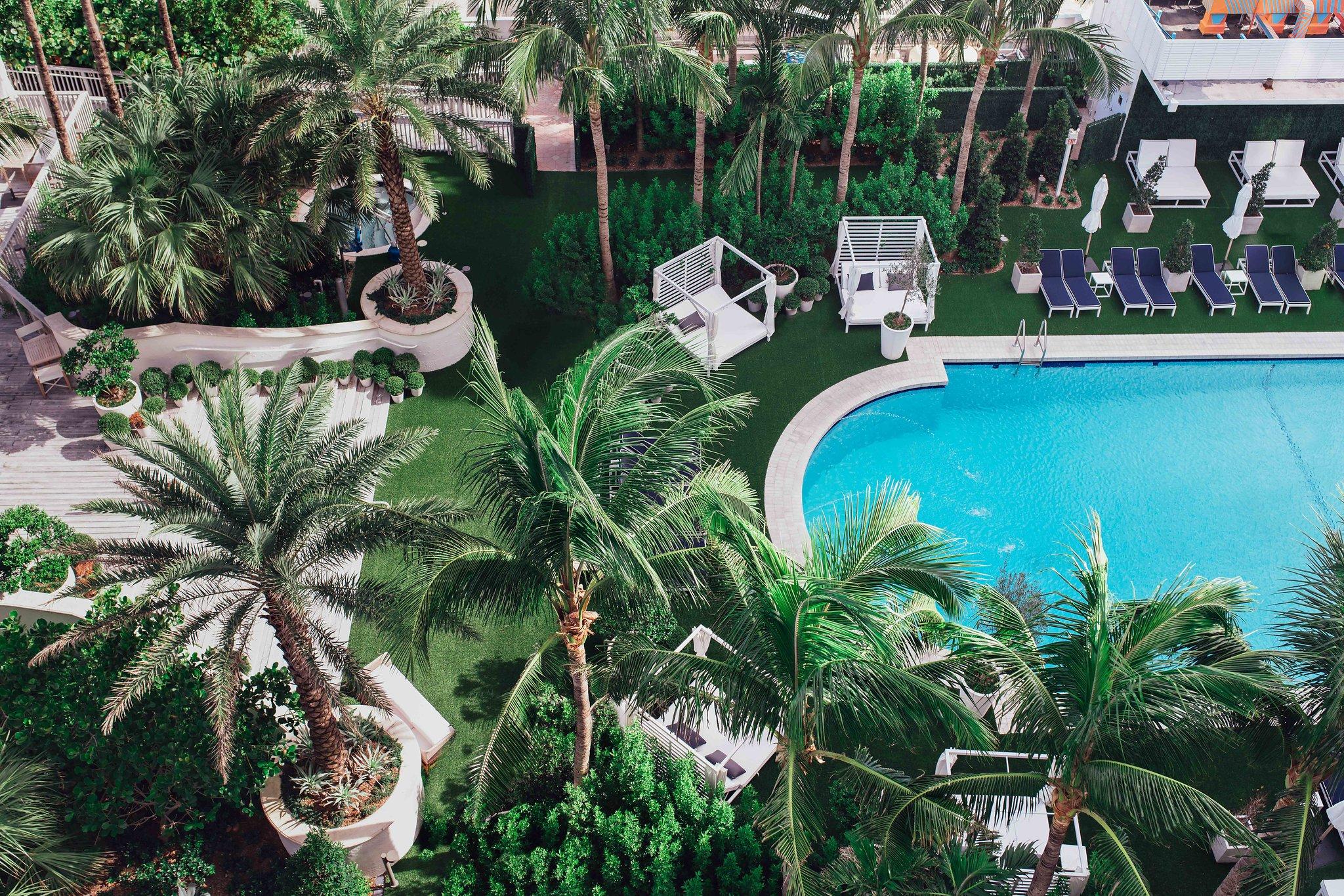 Cadillac & Beach Club, Autograph Collection Hotel 4*