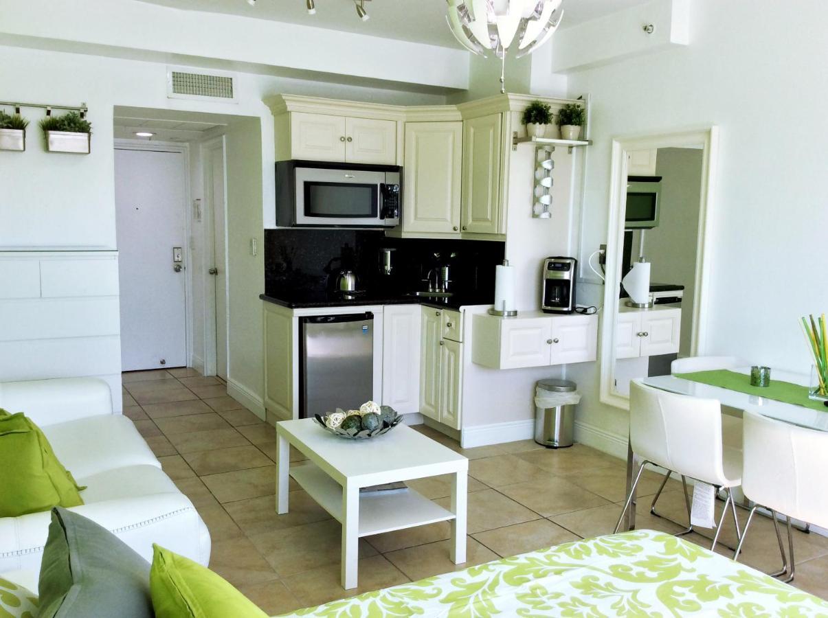Suncoast I - Balcony Front Beach Apartment Miami Beach