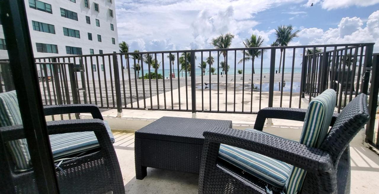 Suncoast I - Balcony Front Beach Apartment