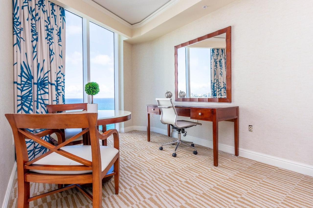 Trump Intl 2 Bedroom 1600 Sf Ocean And Bay View With Terrace * Miami Beach