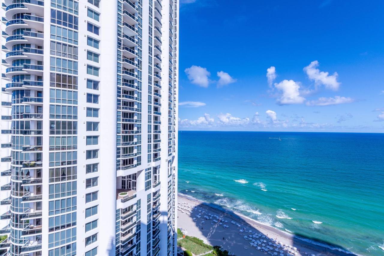 Trump Intl 2 Bedroom 1600 Sf Ocean And Bay View With Terrace Miami Beach