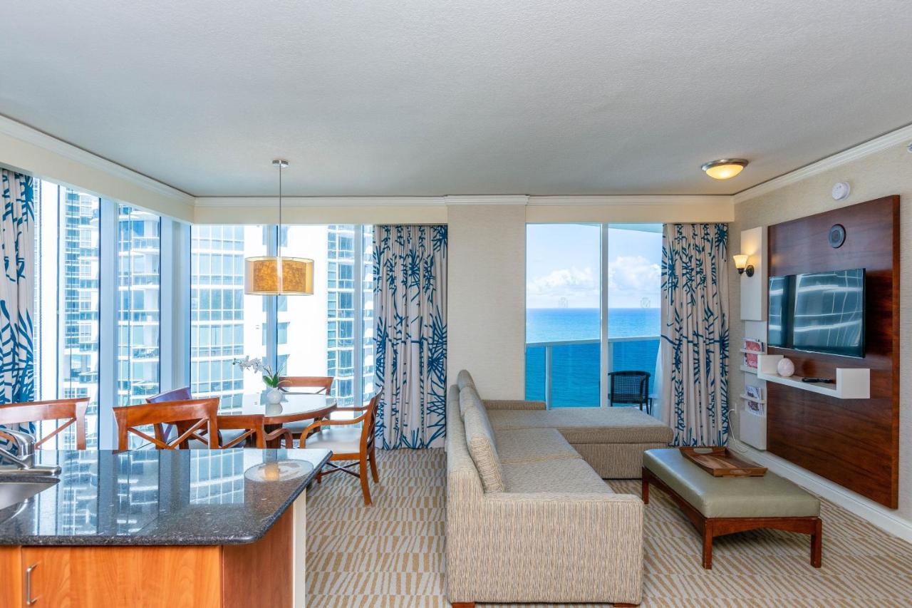 Apartment Trump Intl 2 Bedroom 1600 Sf Ocean And Bay View With Terrace *