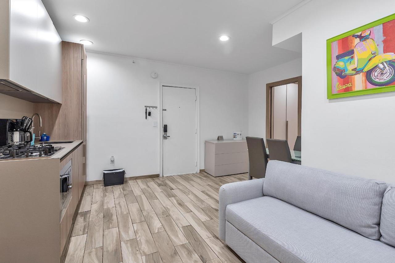 South Sofi With Direct Beach, Chairs, And Umbrella Access Apartment *