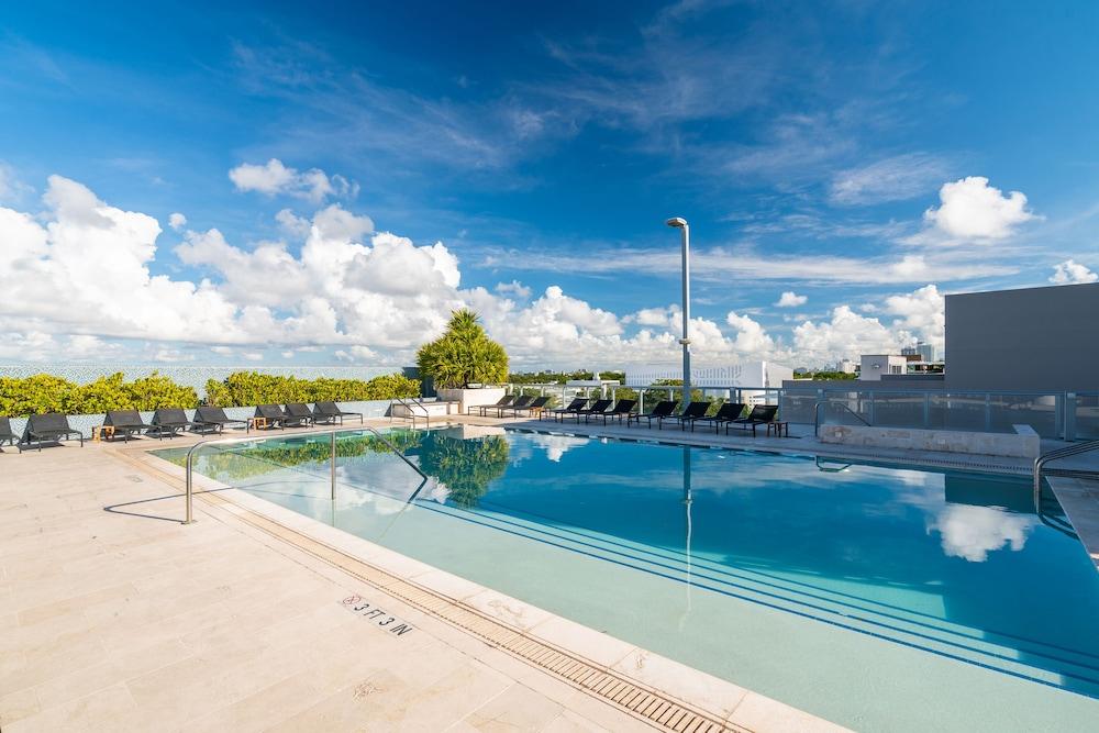 Hotel South Beach Miami Beach