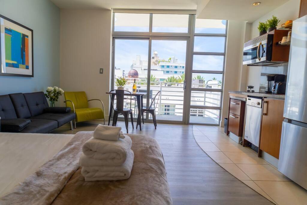 Apartment Rooftop-pool On Ocean Dr C505 *