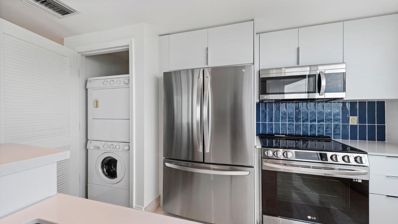 Fontainebleau Ocean View Private -90103