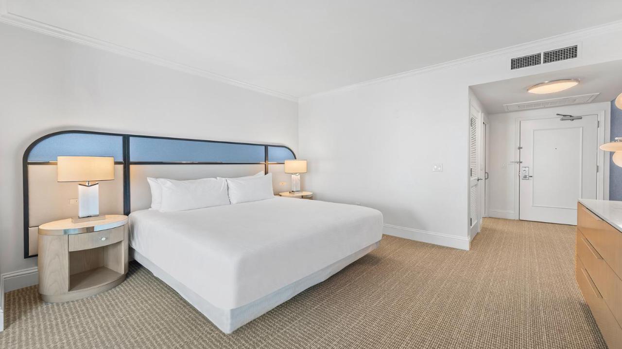 Fontainebleau Ocean View Private -90103 Apartment *
