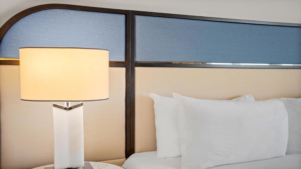 Fontainebleau Ocean View Private -90103 Miami Beach