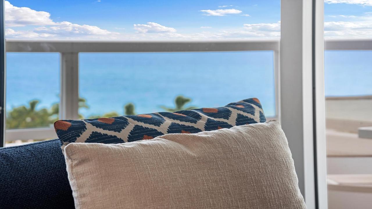 Fontainebleau Ocean View Private -90103 * Miami Beach