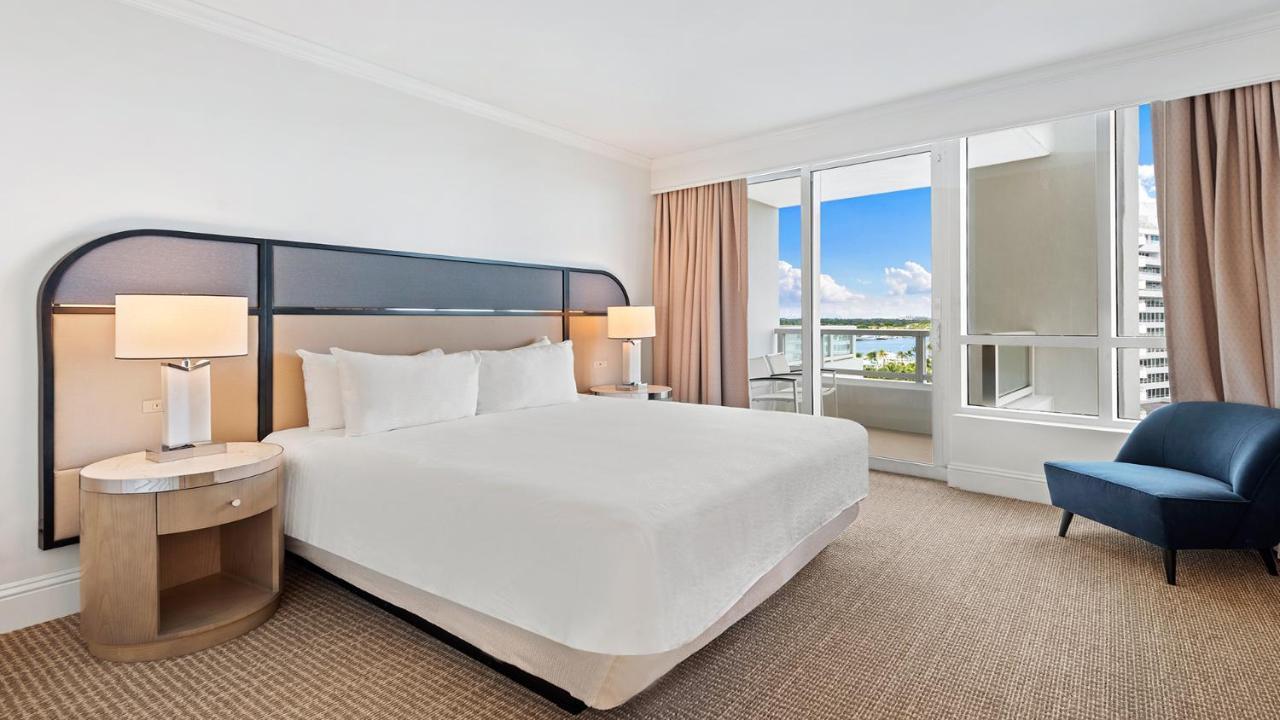 Fontainebleau Ocean View Private -90103 * Miami Beach