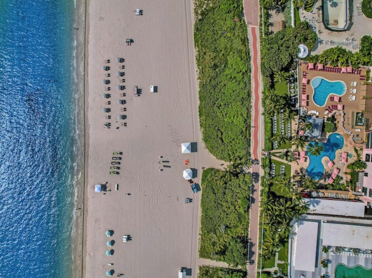 Charming Ocean View Service 516 Apartment